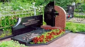 Памятник мужчине и благоустройство мужской могилы