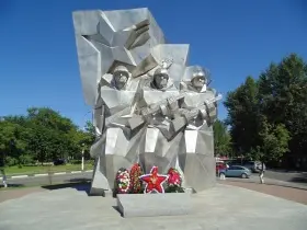 Изготовление военных памятников